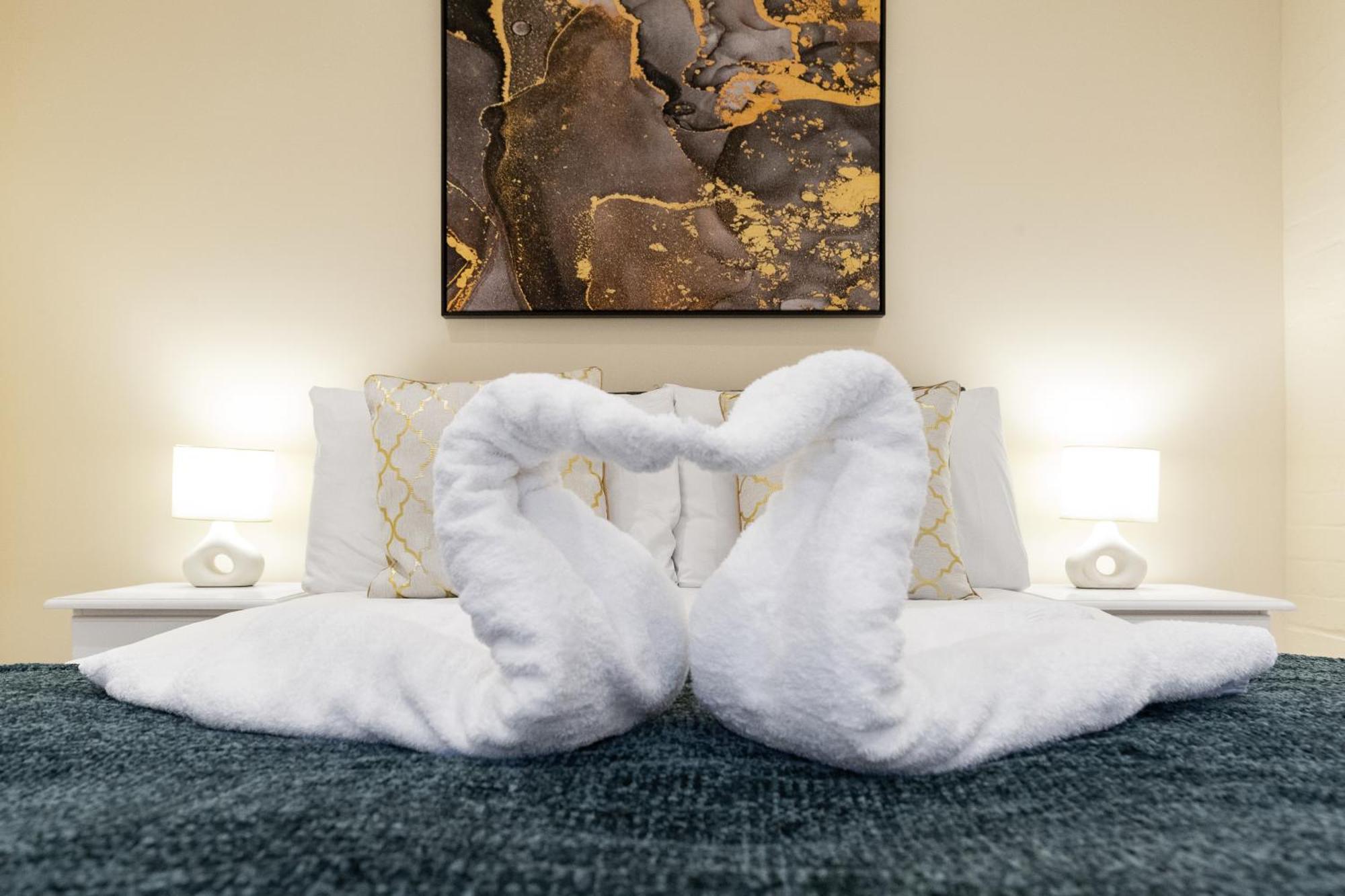 Ultra Luxury 4 Bedroom 3 Bathroom Knightsbridge Next To Harrods * Londra