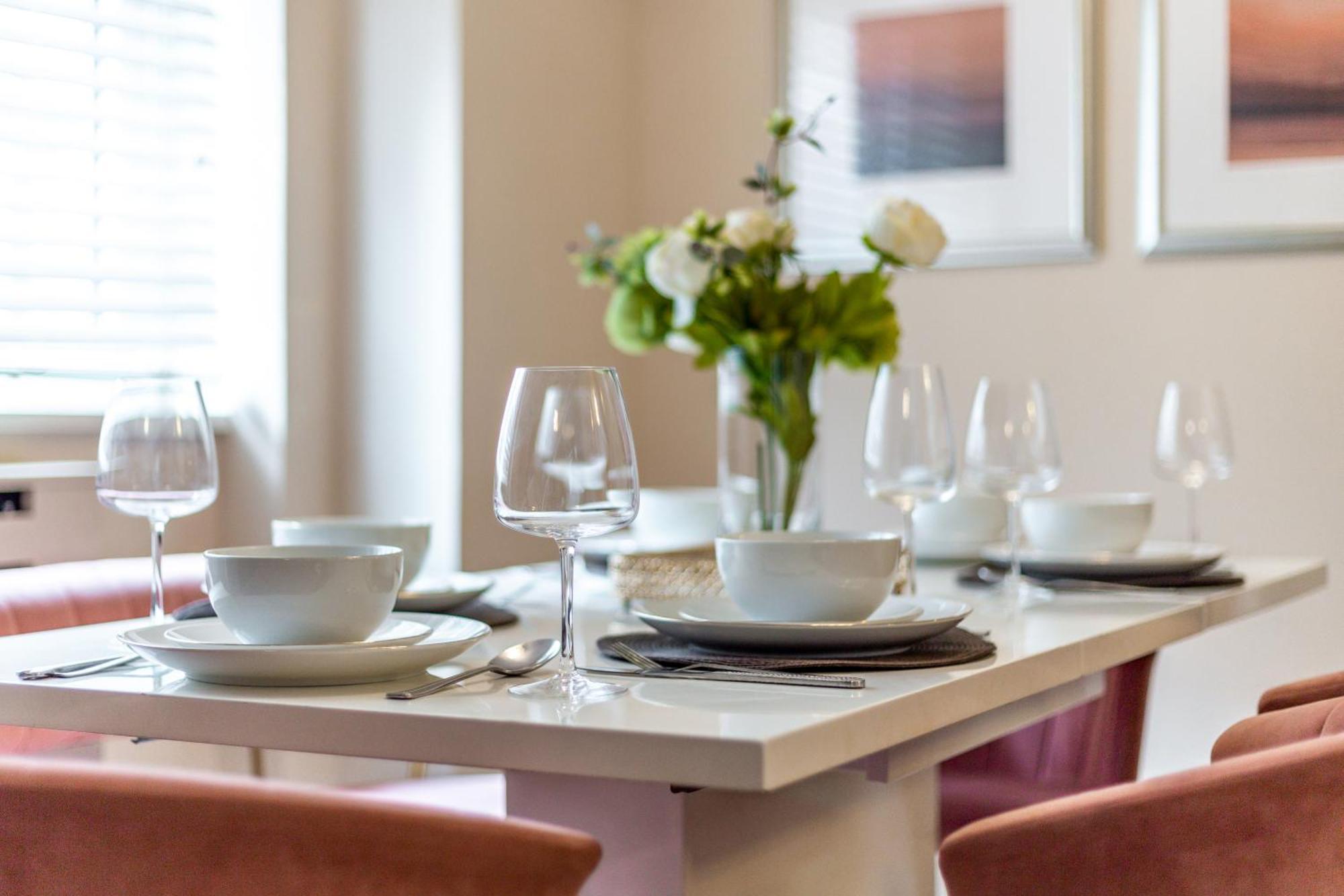 Ultra Luxury 4 Bedroom 3 Bathroom Knightsbridge Next To Harrods Casa vacanze