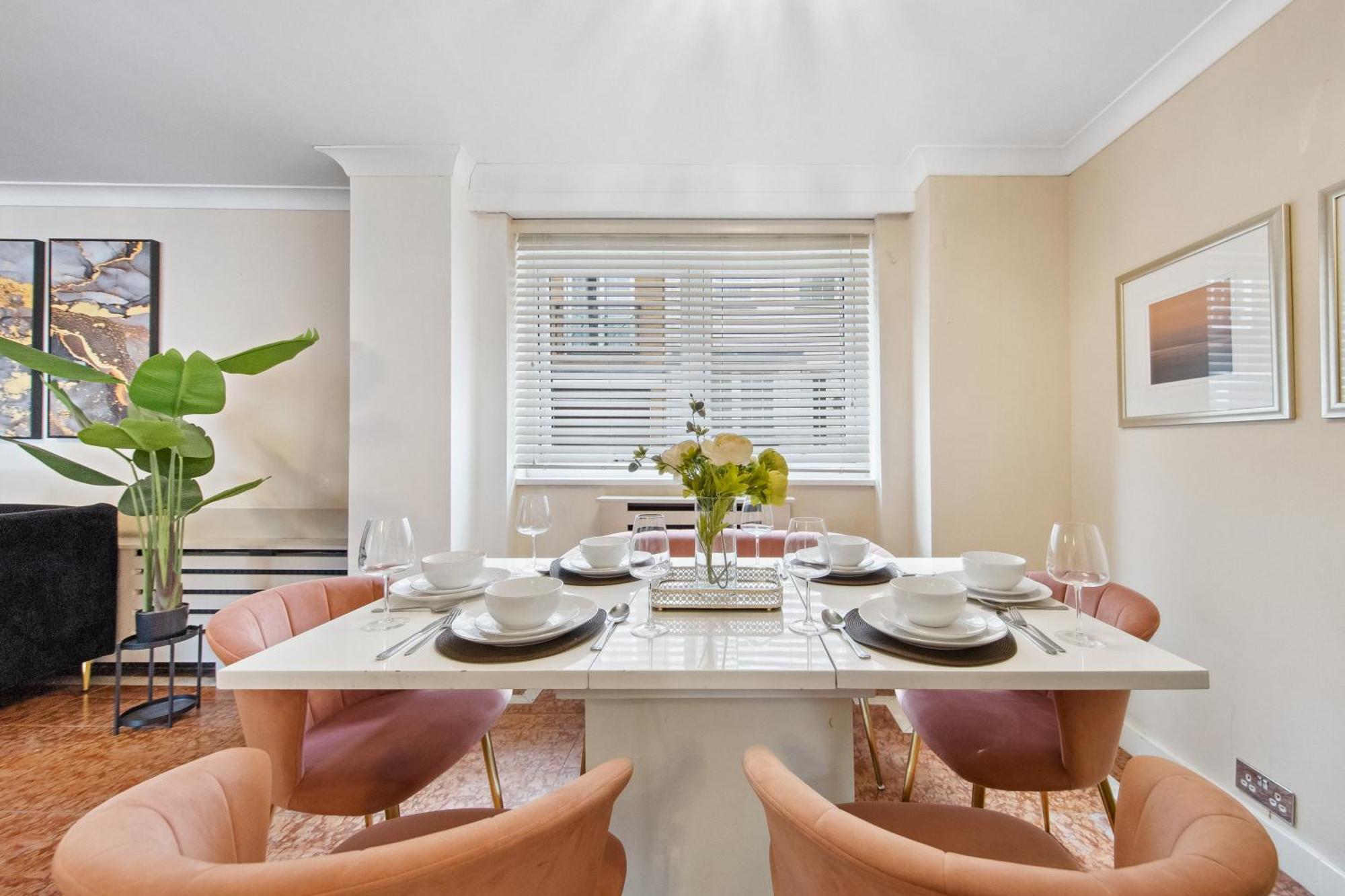 Casa vacanze Ultra Luxury 4 Bedroom 3 Bathroom Knightsbridge Next To Harrods *
