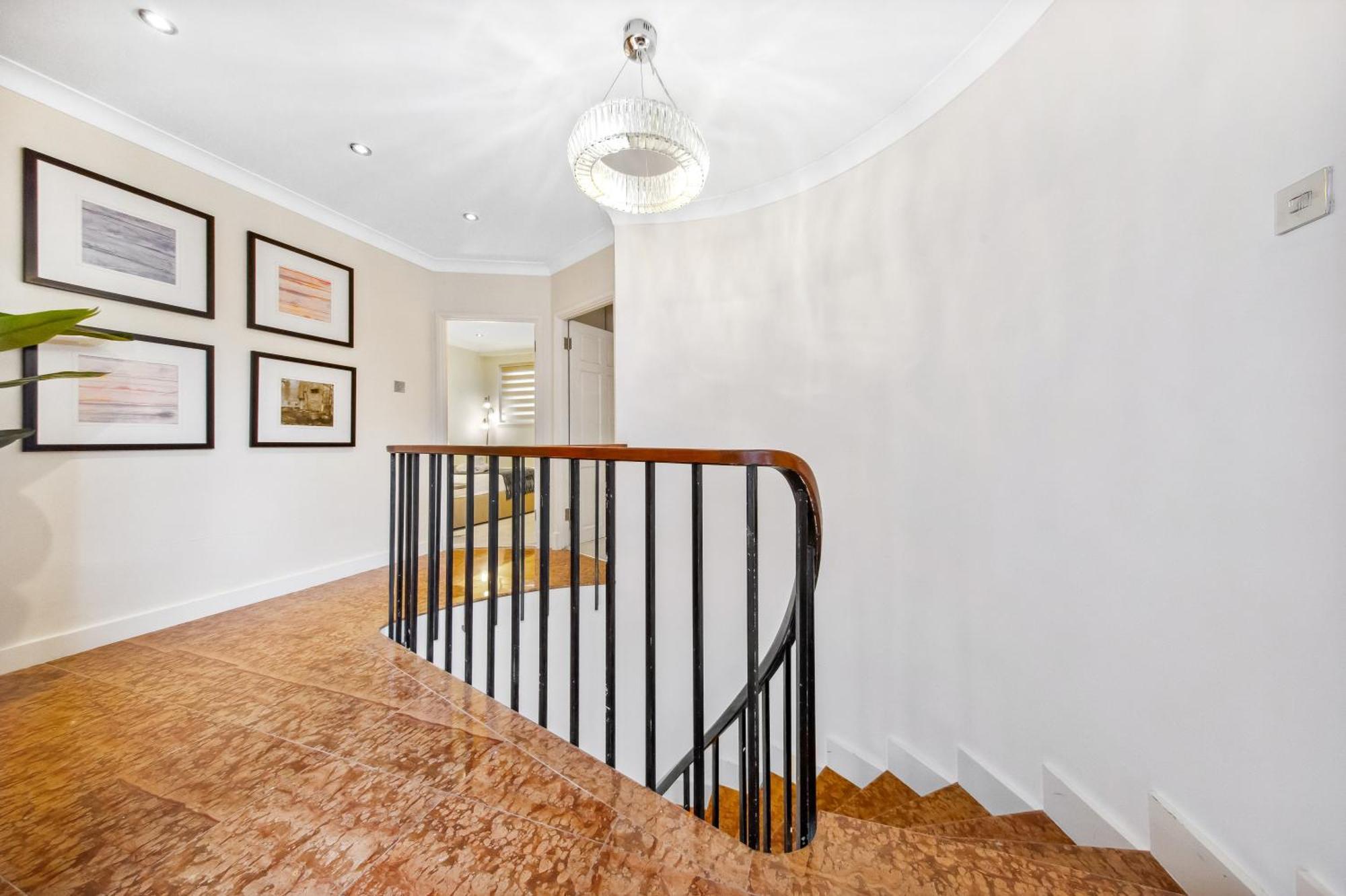 Ultra Luxury 4 Bedroom 3 Bathroom Knightsbridge Next To Harrods * Londra