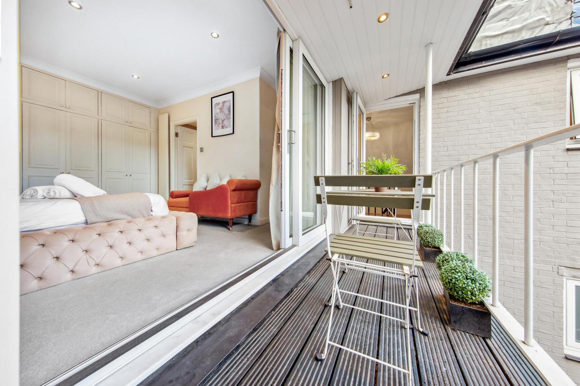 Casa vacanze Ultra Luxury 4 Bedroom 3 Bathroom Knightsbridge Next To Harrods